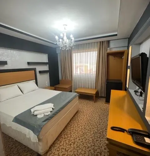 Uenaten Otel