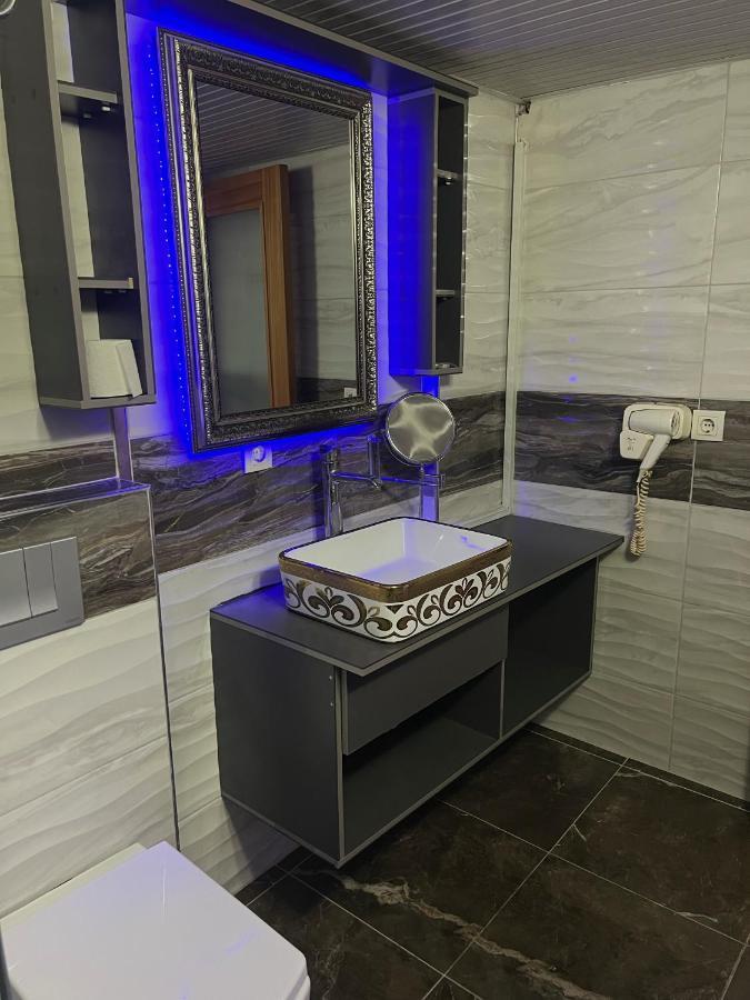 Uenaten Готель 4*